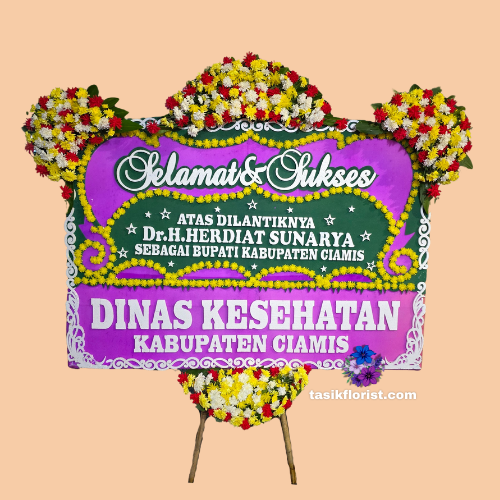 Ngamprah Punya Rangkaian Bunga