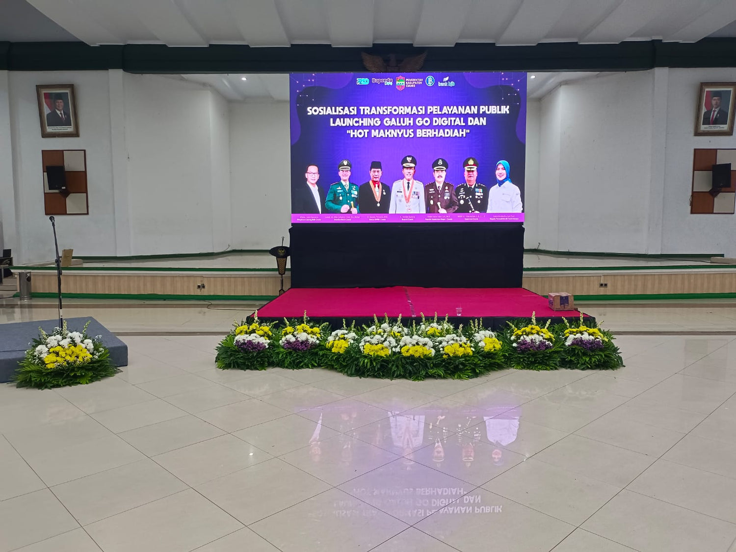 Dekorasi Karangan Bunga Podium Tasikmalaya
