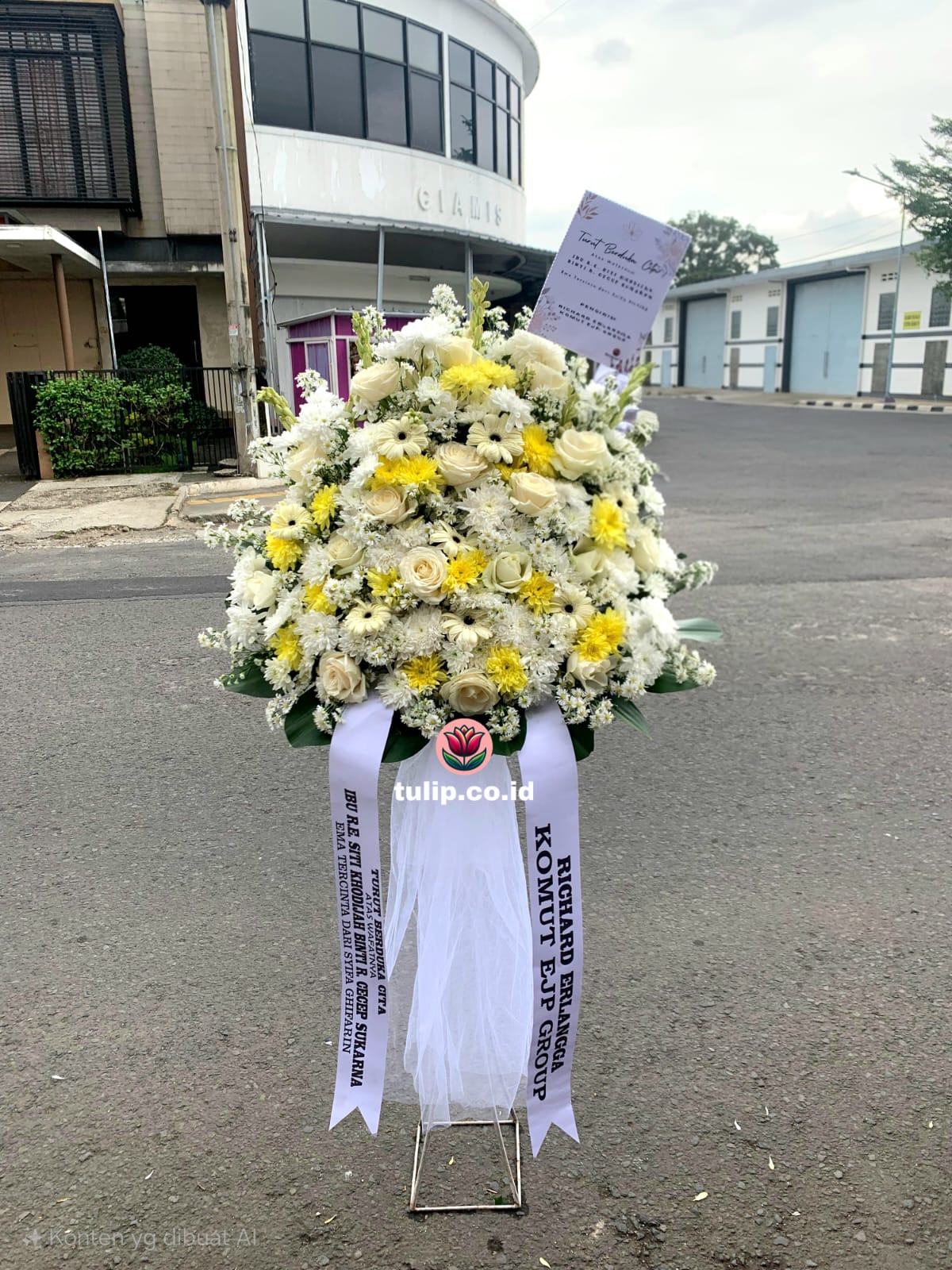 Standing Flowers di Tasikmalaya