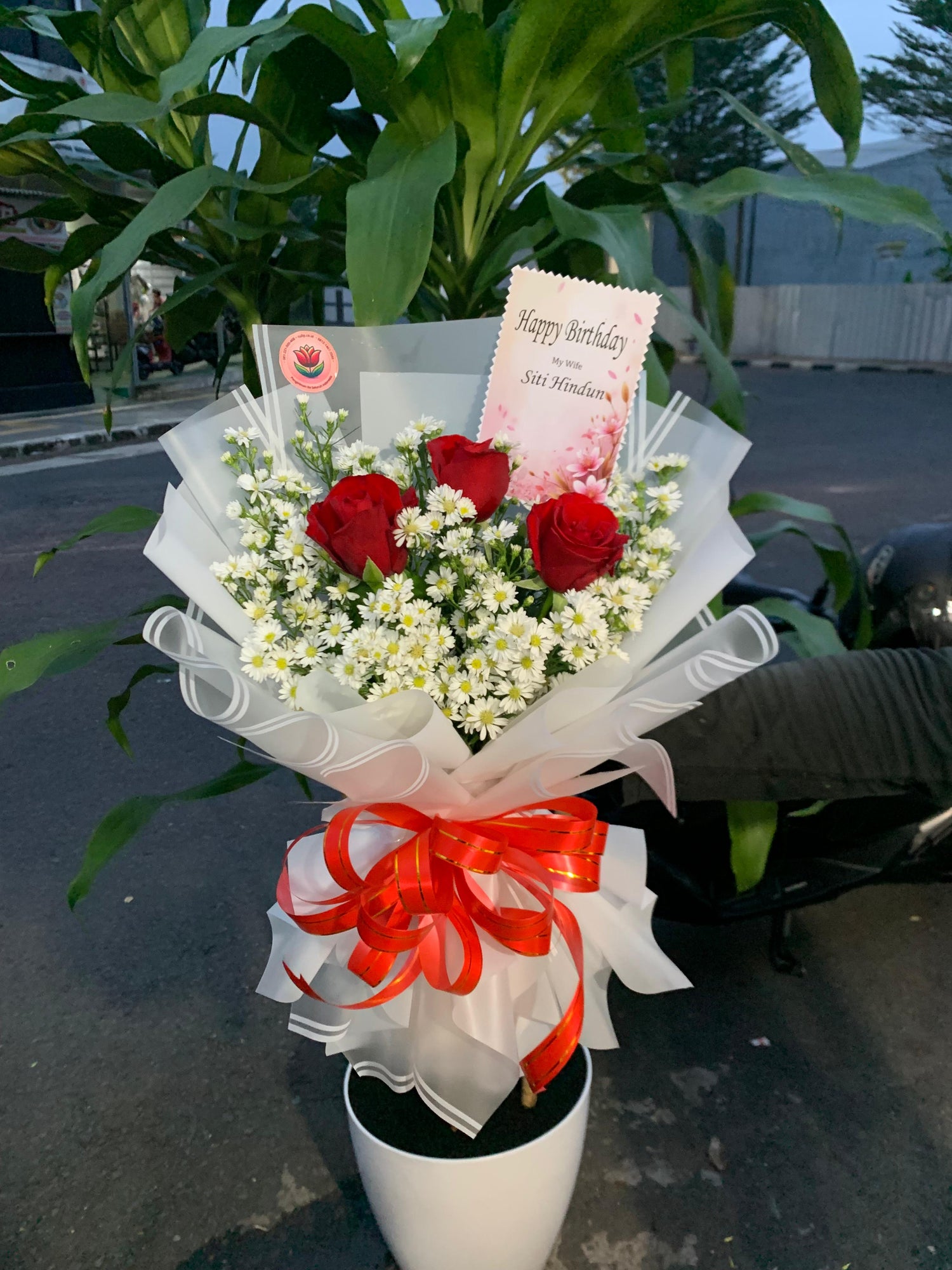 Rangkaian Bunga Hand Bouquet di Tasikmalaya