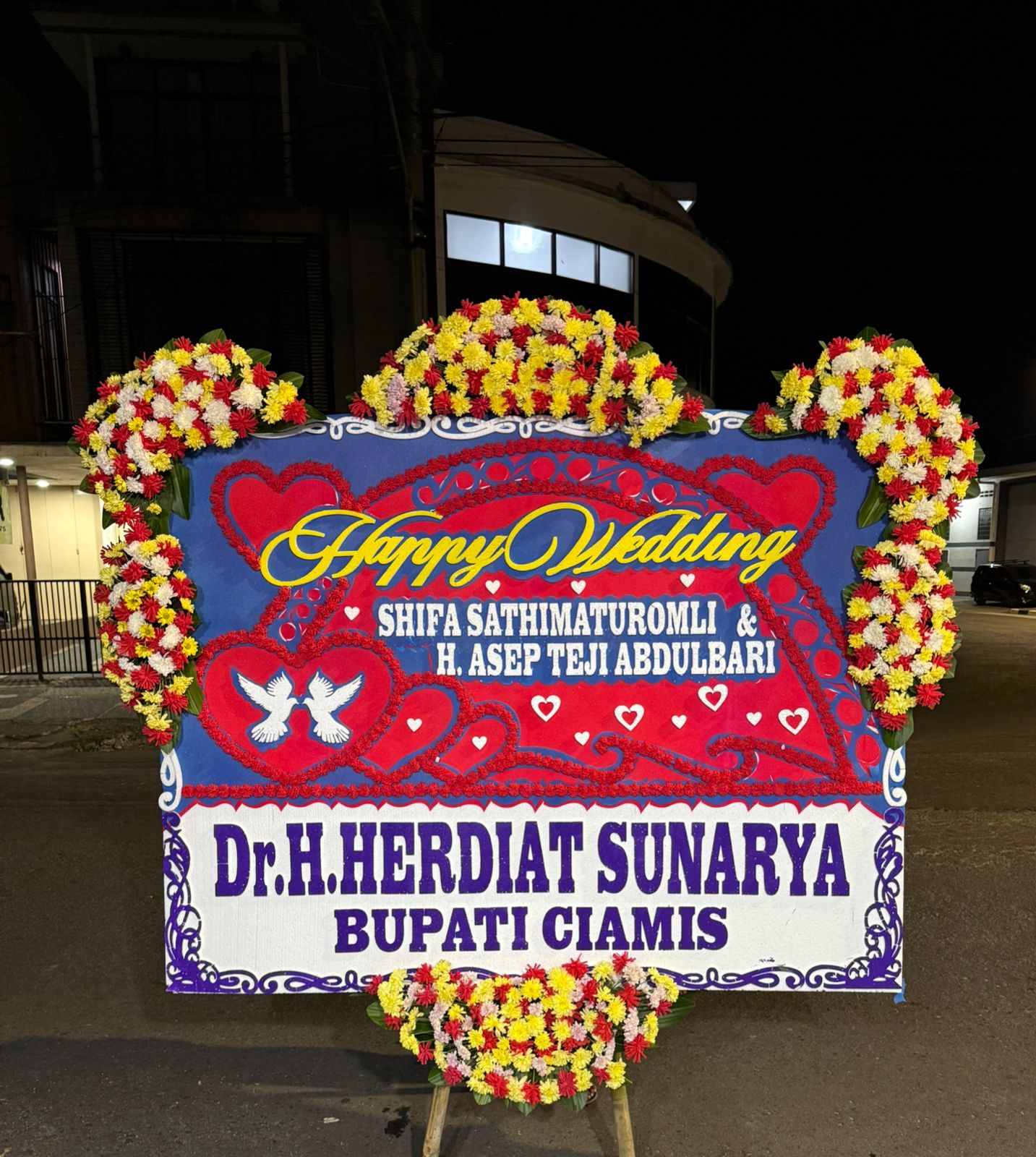 Karangan Bunga Papan Wedding di Tasikmalaya