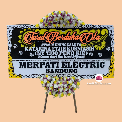Karangan bunga papan di Kacapiring, Bandung