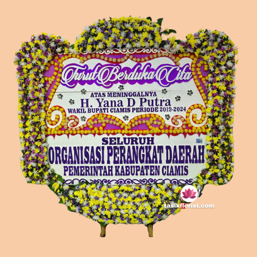 Karangan bunga papan di Campaka, Bandung