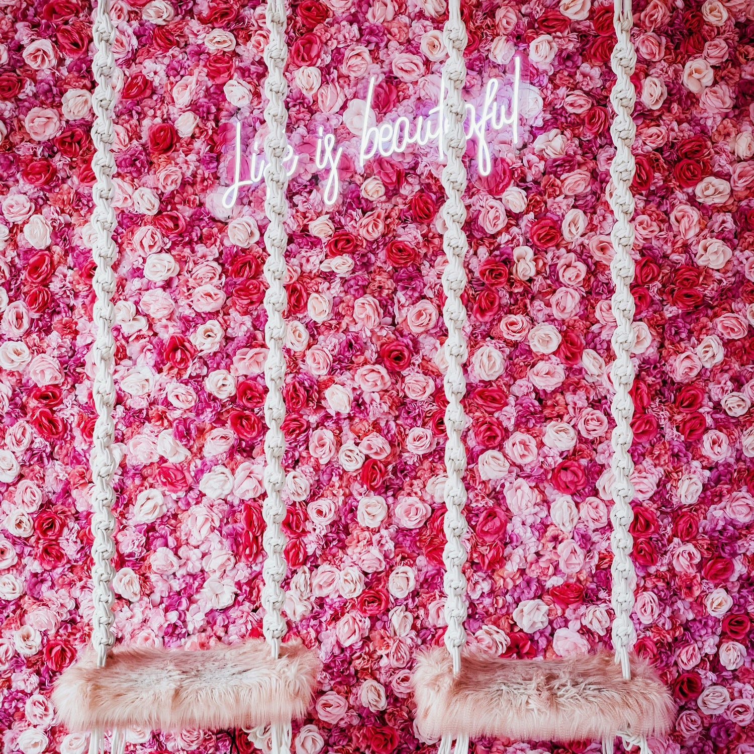Flower Wall Latar Belakang Instagramable untuk Acara