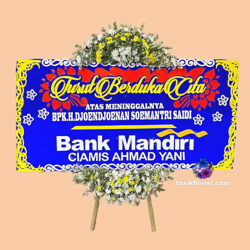 Karangan bunga papan di Madukara, Banjarnegara