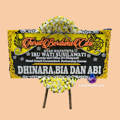 Karangan bunga papan di Ampelsari, Jawa Tengah