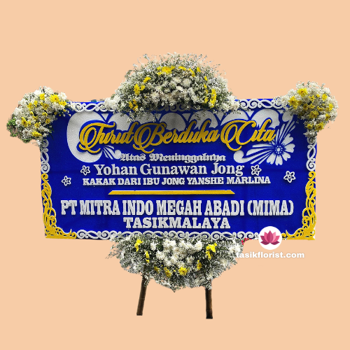 Karangan bunga papan di Babakan Ciamis, Bandung