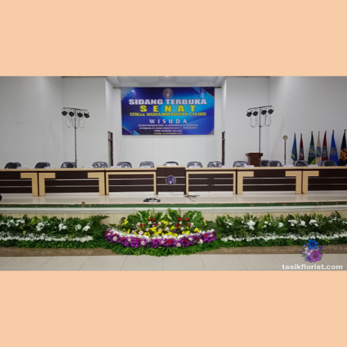 Karangan Bunga Dekorasi Podium