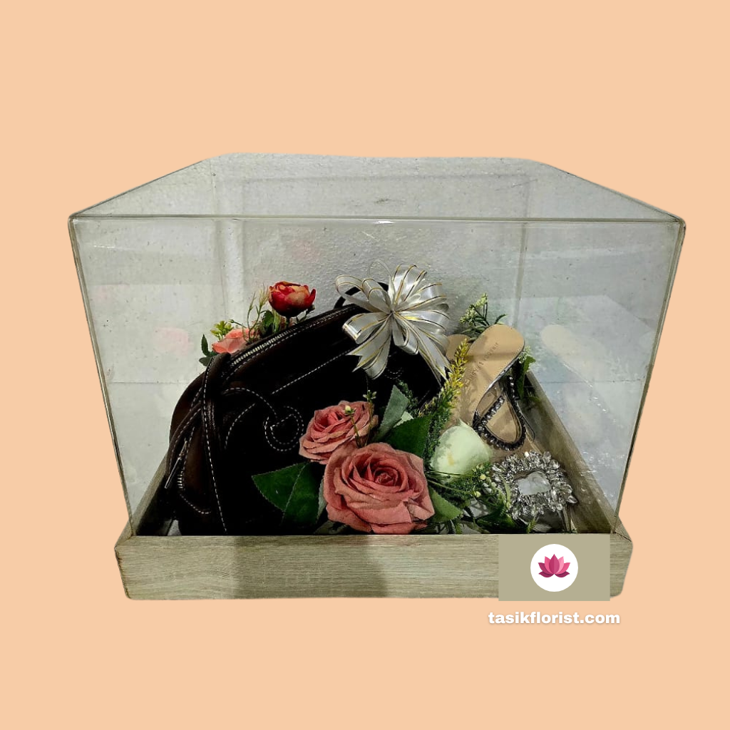 Hantaran Box Tas dan Heels