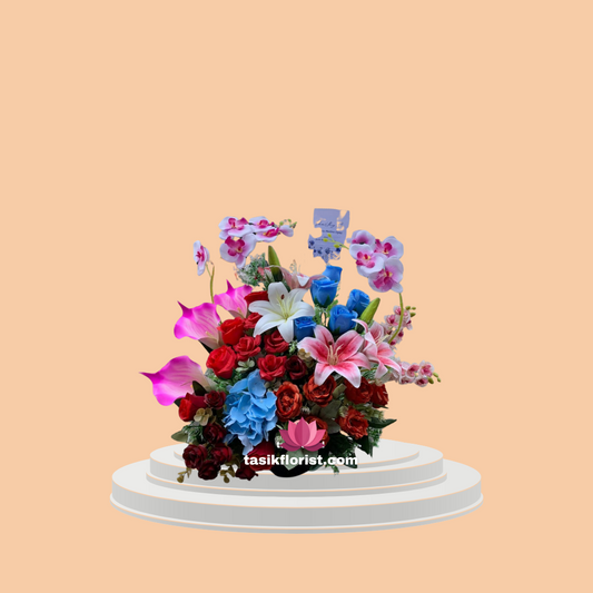 Majestic Bloom